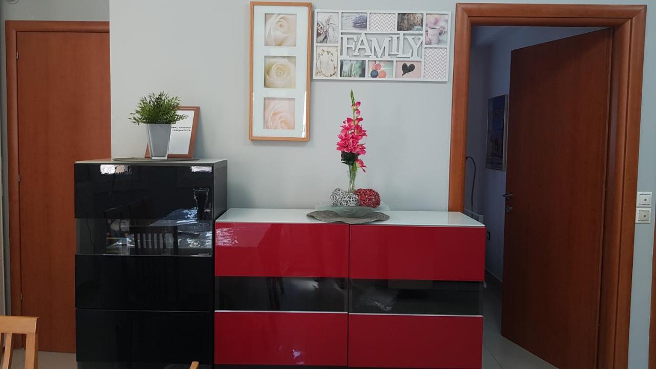Renovated Lovely Apartment Near Airport & Sea Porto Rafti Exterior photo